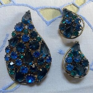 Vintage Elegant Blue and Green Teardrop Rhinestone Jewelry Set